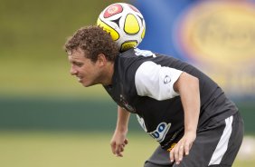 Marcelo Mattos durante o treino do Corinthians realizado esta manh no SPA Sport Resort, na cidade de Itu, interior de So Paulo; o prximo compromisso ser a estreia no Campeonato Paulista 2010, domingo, dia 17/01, no estdio Santa Cruz, em Ribeiro Preto, contra o Monte Azul