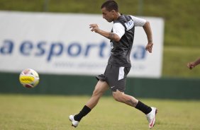 Matias Defederico durante o treino do Corinthians realizado esta manh no SPA Sport Resort, na cidade de Itu, interior de So Paulo; o prximo compromisso ser a estreia no Campeonato Paulista 2010, domingo, dia 17/01, no estdio Santa Cruz, em Ribeiro Preto, contra o Monte Azul