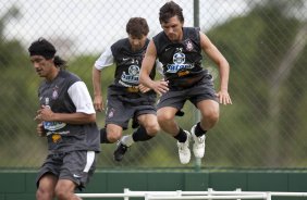 Paulo Andr e Tcheco durante o treino do Corinthians realizado esta manh no SPA Sport Resort, na cidade de Itu, interior de So Paulo; o prximo compromisso ser a estreia no Campeonato Paulista 2010, domingo, dia 17/01, no estdio Santa Cruz, em Ribeiro Preto, contra o Monte Azul