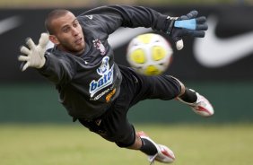 Rafael Santos durante o treino do Corinthians realizado esta manh no SPA Sport Resort, na cidade de Itu, interior de So Paulo; o prximo compromisso ser a estreia no Campeonato Paulista 2010, domingo, dia 17/01, no estdio Santa Cruz, em Ribeiro Preto, contra o Monte Azul