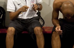 MONTE AZUL/SP X CORINTHIANS/SP - Dentinho nos vestirios antes da partida realizada esta tarde no estdio Santa Cruz, em Ribeiro Preto, abertura do Campeonato Paulista 2010