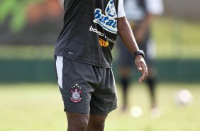 Elias durante o treino do Corinthians realizado esta manh no SPA Sport Resort, na cidade de Itu, interior de So Paulo; o prximo compromisso pelo Campeonato Paulista 2010, ser quarta-feira, dia 27/01, contra o Mirassol no estdio do Pacaembu