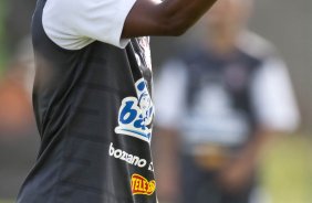 Elias durante o treino do Corinthians realizado esta manh no SPA Sport Resort, na cidade de Itu, interior de So Paulo; o prximo compromisso pelo Campeonato Paulista 2010, ser quarta-feira, dia 27/01, contra o Mirassol no estdio do Pacaembu