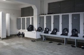 PONTE PRETA/CAMPINAS X CORINTHIANS/SP - Vestiarios antes da partida realizada esta noite no estdio Moiss Lucarelli, em Campinas, vlida pela 6 rodada do Campeonato Paulista 2010