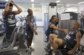 Ronaldo; Elias; Yarley e Roberto Carlos durante o treino do Corinthians realizado esta tarde no Parque So Jorge, zona leste de So Paulo; o prximo compromisso do time pelo Campeonato Paulista 2010, ser sbado, dia 13/02, contra a Portuguesa, no estdio do Caninde