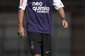 Alessandro durante o treino do Corinthians realizado esta manh no Parque So Jorge, zona leste de So Paulo; o prximo compromisso do time pelo Campeonato Paulista 2010, ser sbado, dia 13/02, contra a Portuguesa, no estdio do Caninde