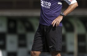 Danilo durante o treino do Corinthians realizado esta manh no Parque So Jorge, zona leste de So Paulo; o prximo compromisso do time pelo Campeonato Paulista 2010, ser sbado, dia 13/02, contra a Portuguesa, no estdio do Caninde