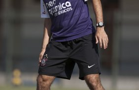 Danilo durante o treino do Corinthians realizado esta manh no Parque So Jorge, zona leste de So Paulo; o prximo compromisso do time pelo Campeonato Paulista 2010, ser sbado, dia 13/02, contra a Portuguesa, no estdio do Caninde