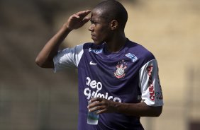 Elias durante o treino do Corinthians realizado esta manh no Parque So Jorge, zona leste de So Paulo; o prximo compromisso do time pelo Campeonato Paulista 2010, ser sbado, dia 13/02, contra a Portuguesa, no estdio do Caninde