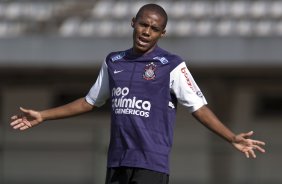 Elias durante o treino do Corinthians realizado esta manh no Parque So Jorge, zona leste de So Paulo; o prximo compromisso do time pelo Campeonato Paulista 2010, ser sbado, dia 13/02, contra a Portuguesa, no estdio do Caninde