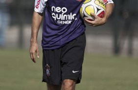 Tcheco durante o treino do Corinthians realizado esta manh no Parque So Jorge, zona leste de So Paulo; o prximo compromisso do time pelo Campeonato Paulista 2010, ser sbado, dia 13/02, contra a Portuguesa, no estdio do Caninde