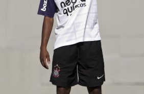 Elias durante o treino do Corinthians realizado esta manh na Arena Barueri, em Barueri, zona oeste de So Paulo; o prximo compromisso do time pelo Campeonato Paulista 2010, ser sbado, dia 13/02, contra a Portuguesa, no estdio do Caninde