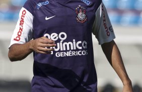 Leandro Castn, ex-Barueri, faz sua estreia amanh durante o treino do Corinthians realizado esta manh na Arena Barueri, em Barueri, zona oeste de So Paulo; o prximo compromisso do time pelo Campeonato Paulista 2010, ser amanh, sbado, dia 13/02, contra a Portuguesa, no estdio do Caninde