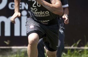 Chico durante o treino do Corinthians realizado esta manh no Parque So Jorge, zona leste da cidade; na proxima 4a. feira, dia 24/02, a noite, o time far o seu primeiro jogo pela Taca Libertadores da Amrica, contra o Racing, do Uruguai, no estdio do Pacaembu