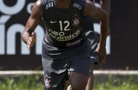 Elias durante o treino do Corinthians realizado esta manh no Parque So Jorge, zona leste da cidade; na proxima 4a. feira, dia 24/02, a noite, o time far o seu primeiro jogo pela Taca Libertadores da Amrica, contra o Racing, do Uruguai, no estdio do Pacaembu