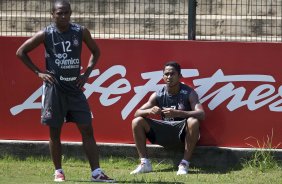 Elias e Jorge Henrique durante o treino do Corinthians realizado esta manh no Parque So Jorge, zona leste da cidade; na proxima 4a. feira, dia 24/02, a noite, o time far o seu primeiro jogo pela Taca Libertadores da Amrica, contra o Racing, do Uruguai, no estdio do Pacaembu