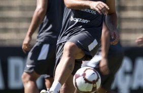 Ronaldo durante o treino do Corinthians realizado esta manh no Parque So Jorge, zona leste da cidade; na proxima 4a. feira, dia 24/02, a noite, o time far o seu primeiro jogo pela Taca Libertadores da Amrica, contra o Racing, do Uruguai, no estdio do Pacaembu