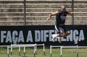 Ronaldo durante o treino do Corinthians realizado esta manh no Parque So Jorge, zona leste da cidade; na proxima 4a. feira, dia 24/02, a noite, o time far o seu primeiro jogo pela Taca Libertadores da Amrica, contra o Racing, do Uruguai, no estdio do Pacaembu