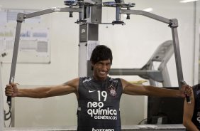 Sergio Escudero durante o treino do Corinthians realizado esta manh no Parque So Jorge, zona leste da cidade; na proxima 4a. feira, dia 24/02, a noite, o time far o seu primeiro jogo pela Taca Libertadores da Amrica, contra o Racing, do Uruguai, no estdio do Pacaembu