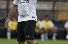 CORINTHIANS/SP X BOTAFOGO/RIBEIRAO PRETO - Ronaldo reclama em um lance da partida realizada esta tarde no estdio do Pacaembu, zona oeste da cidade, vlida pela 12 rodada do Campeonato Paulista 2010