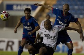 SAO CAETANO/SAO CAETANO X CORINTHIANS/SP - em um lance da partida realizada esta tarde no estdio da Arena de Barueri, em Barueri, grande So Paulo, vlida pela 13 rodada do Campeonato Paulista 2010