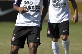 Elias durante o treino do Corinthians realizado esta manh no Parque So Jorge, zona leste da cidade; o prximo jogo do time ser amanh, dia 21/03, domingo, contra o Grmio Prudente, no estdio Eduardo Jos Farah, em Presidente Prudente, pela 15 rodada do Campeonato Paulista 2010