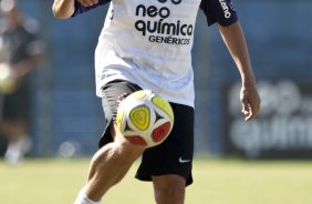 Paulo Andr durante o treino do Corinthians realizado esta manh no Parque So Jorge, zona leste da cidade; o prximo jogo do time ser amanh, dia 21/03, domingo, contra o Grmio Prudente, no estdio Eduardo Jos Farah, em Presidente Prudente, pela 15 rodada do Campeonato Paulista 2010