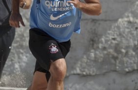 Ronaldo durante o treino do Corinthians realizado esta manh no Parque So Jorge, zona leste da cidade; o prximo jogo do time ser amanh, dia 21/03, domingo, contra o Grmio Prudente, no estdio Eduardo Jos Farah, em Presidente Prudente, pela 15 rodada do Campeonato Paulista 2010