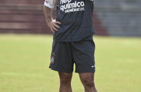 Danilo durante o treino do Corinthians realizado esta tarde no Parque So Jorge, zona leste da cidade; o prximo jogo do time ser amanh, dia 24/03, quarta-feira, contra o Paulista de Jundia, na Arena de Barueri, em Barueri, pela 16 rodada do Campeonato Paulista 2010