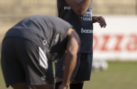 Dentinho durante o treino do Corinthians realizado esta tarde no Parque So Jorge, zona leste da cidade; o prximo jogo do time ser dia 22/04, contra o Independiente de Medellin, da Colmbia, no Pacaembu, ultimo jogo da fase de classificao da Copa Libertadores da Amrica 2010