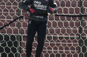 Julio Cesar durante o treino do Corinthians realizado esta tarde no Parque So Jorge, zona leste da cidade; o prximo jogo do time ser dia 22/04, contra o Independiente de Medellin, da Colmbia, no Pacaembu, ultimo jogo da fase de classificao da Copa Libertadores da Amrica 2010