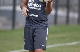 Ronaldo durante o treino do Corinthians realizado esta tarde no Parque So Jorge, zona leste da cidade; o prximo jogo do time ser dia 22/04, contra o Independiente de Medellin, da Colmbia, no Pacaembu, ultimo jogo da fase de classificao da Copa Libertadores da Amrica 2010