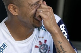 Roberto Carlos durante o treino do Corinthians realizado esta manh no Parque So Jorge. O prximo jogo do time ser quarta-feira, dia 28/04, no Maracan, contra o Flamengo, jogo de ida das oitavas de final da Taca Libertadores da Amrica 2010; So Paulo, Brasil