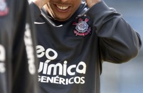 Ronaldo durante o treino do Corinthians realizado esta manh no Parque So Jorge. O prximo jogo do time ser quarta-feira, dia 05/05, no Pacaembu, contra o Flamengo, jogo de volta das oitavas de final da Taca Santander Libertadores da Amrica 2010; So Paulo, Brasil