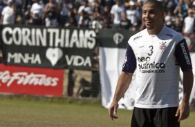 Ronaldo durante o treino do Corinthians realizado esta manh no Parque So Jorge. O prximo jogo do time ser quarta-feira, dia 05/05, no Pacaembu, contra o Flamengo, jogo de volta das oitavas de final da Taca Santander Libertadores da Amrica 2010; So Paulo, Brasil