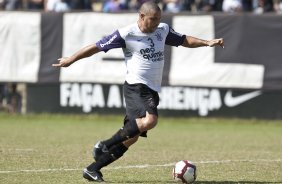 Ronaldo durante o treino do Corinthians realizado esta manh no Parque So Jorge. O prximo jogo do time ser quarta-feira, dia 05/05, no Pacaembu, contra o Flamengo, jogo de volta das oitavas de final da Taca Santander Libertadores da Amrica 2010; So Paulo, Brasil