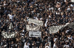 Trocida durante o treino do Corinthians realizado esta manh no Parque So Jorge. O prximo jogo do time ser quarta-feira, dia 05/05, no Pacaembu, contra o Flamengo, jogo de volta das oitavas de final da Taca Santander Libertadores da Amrica 2010; So Paulo, Brasil