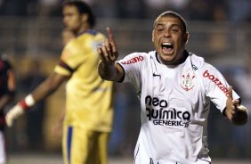 Ronaldo durante partida entre Corinthians x Flamengo válida pela Copa Santander Libertadores realizada no estádio do Pacaembu