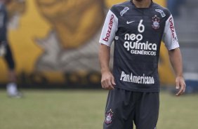 Alessandro durante o treino do Corinthians realizado esta manh no Parque So Jorge. O prximo jogo do time ser amanh, domingo, dia 09/05, no Pacaembu, contra o Atltico Paranaense, na abertura do Campeonato Brasileiro de 2010; So Paulo, Brasil