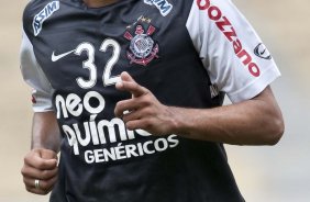 Dentinho durante o treino do Corinthians realizado esta manh no Parque So Jorge. O prximo jogo do time ser amanh, domingo, dia 09/05, no Pacaembu, contra o Atltico Paranaense, na abertura do Campeonato Brasileiro de 2010; So Paulo, Brasil