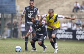 Ralf; Jorge Henrique e Morais durante o treino do Corinthians realizado esta manh no Parque So Jorge. O prximo jogo do time ser amanh, domingo, dia 09/05, no Pacaembu, contra o Atltico Paranaense, na abertura do Campeonato Brasileiro de 2010; So Paulo, Brasil