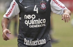 Roberto Carlos durante o treino do Corinthians realizado esta manh no Parque So Jorge. O prximo jogo do time ser amanh, domingo, dia 09/05, no Pacaembu, contra o Atltico Paranaense, na abertura do Campeonato Brasileiro de 2010; So Paulo, Brasil