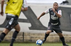 Ronaldo durante o treino do Corinthians realizado esta manh no Parque So Jorge. O prximo jogo do time ser amanh, domingo, dia 09/05, no Pacaembu, contra o Atltico Paranaense, na abertura do Campeonato Brasileiro de 2010; So Paulo, Brasil