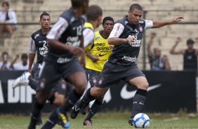 Ronaldo durante o treino do Corinthians realizado esta manh no Parque So Jorge. O prximo jogo do time ser amanh, domingo, dia 09/05, no Pacaembu, contra o Atltico Paranaense, na abertura do Campeonato Brasileiro de 2010; So Paulo, Brasil