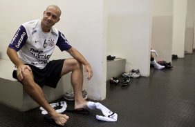 Alessandro nos vestirios antes da partida entre Corinthians x Atltico-PR vlida pela 1 rodada do Campeonato Brasileiro 2010, realizada no estdio do Pacaembu