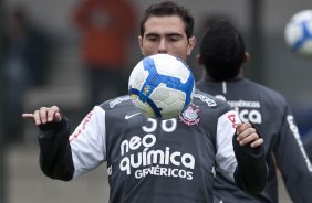 Bruno Cesar durante o treino do Corinthians realizado esta manh no Parque So Jorge. O prximo jogo do time ser domingo, dia 16/05, no Olmpico, contra o Grmio, pela 2 rodada do Campeonato Brasileiro 2010; So Paulo, Brasil