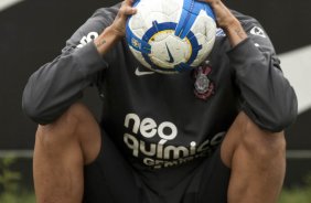 Dentinho durante o treino do Corinthians realizado esta manh no Parque So Jorge. O prximo jogo do time ser domingo, dia 16/05, no Olmpico, contra o Grmio, pela 2 rodada do Campeonato Brasileiro 2010; So Paulo, Brasil