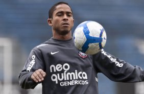 Jorge Henrique durante o treino do Corinthians realizado esta manh no Parque So Jorge. O prximo jogo do time ser domingo, dia 16/05, no Olmpico, contra o Grmio, pela 2 rodada do Campeonato Brasileiro 2010; So Paulo, Brasil