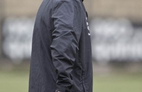 Mano Menezes durante o treino do Corinthians realizado esta manh no Parque So Jorge. O prximo jogo do time ser domingo, dia 16/05, no Olmpico, contra o Grmio, pela 2 rodada do Campeonato Brasileiro 2010; So Paulo, Brasil