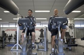 Chico e Alessandro durante o treino do Corinthians realizado esta manh no Parque So Jorge. O prximo jogo do time ser domingo, dia 23/05, no Pacaembu, contra o Fluminense, pela 3 rodada do Campeonato Brasileiro 2010; So Paulo, Brasil